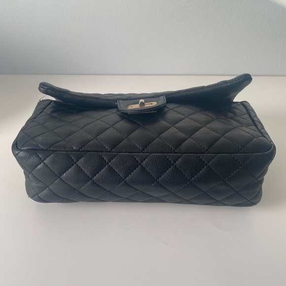 Black Quilted Purse - Picture 6 of 12